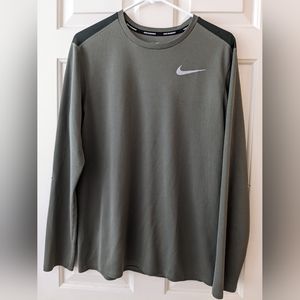 Men's Nike Dri-fit Running Shirt size M